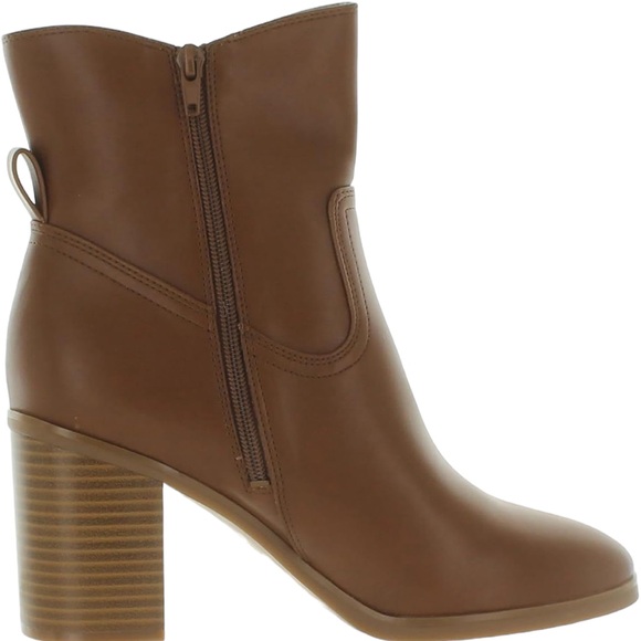 NIB Giani Bernini Olaa booties in color cinnamon. Size 11M. - Picture 2 of 13